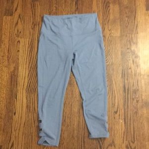 light blue | medium leggings